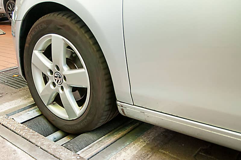 Hier werden Bremsen richtig gemessen.